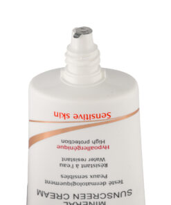 کرم ضد آفتاب مینرال الارو SPF30 مناسب پوست حساس 8 Ellaro Mineral SPF30 Sensitive Skin Sunscreen Cream 4
