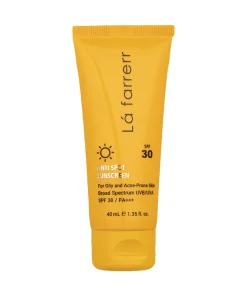 کرم ضد آفتاب و ضد لک بی‌رنگ لافارر SPF30 مناسب پوست چرب